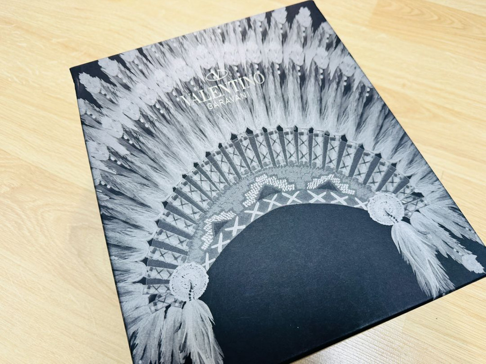 [정품] 발렌티노 가라바니 락스터드 앤 노아(NOIR) 펌프스 힐 245~250mm 이미지