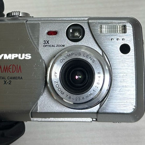 올림푸스 CAMEDIA X-2 빈티지 디카 이미지