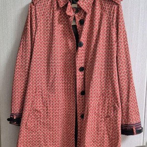 버버리 정품 여성 트렌치코트 팝니다