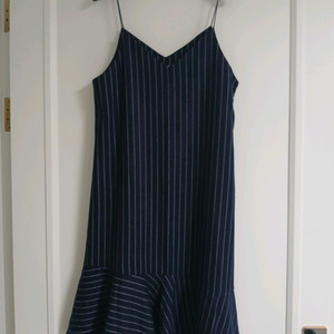 앳코너 뷔스티에 울 원피스 (새상품급)