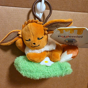 포켓몬 이브이 꽃밭 인형 키링 새상품