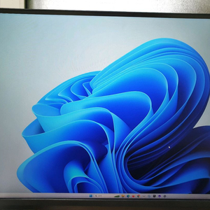 27인치 에브니아 게이밍 모니터 이미지