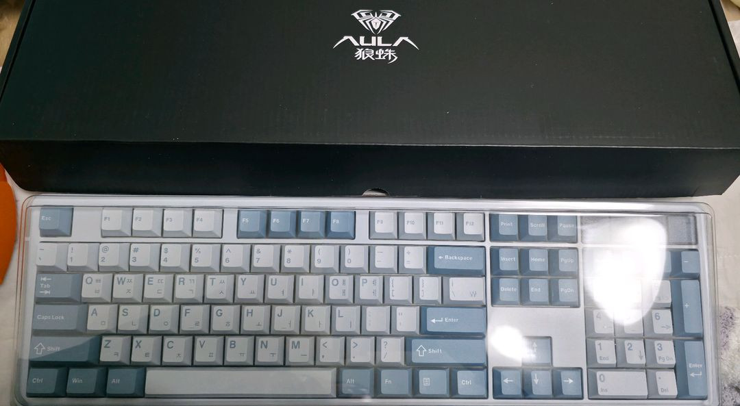 [무료배송]저소음 라임축 8k 유무선 커스텀 기계식키보드 스테빌 완벽 이미지