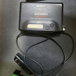 소니 워크맨 wm-F702라디오 카세트 부품용