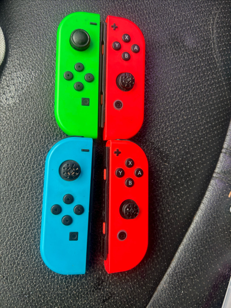 닌텐도 스위치 정품 고장난 조이콘 2쌍(4)팝니다--1