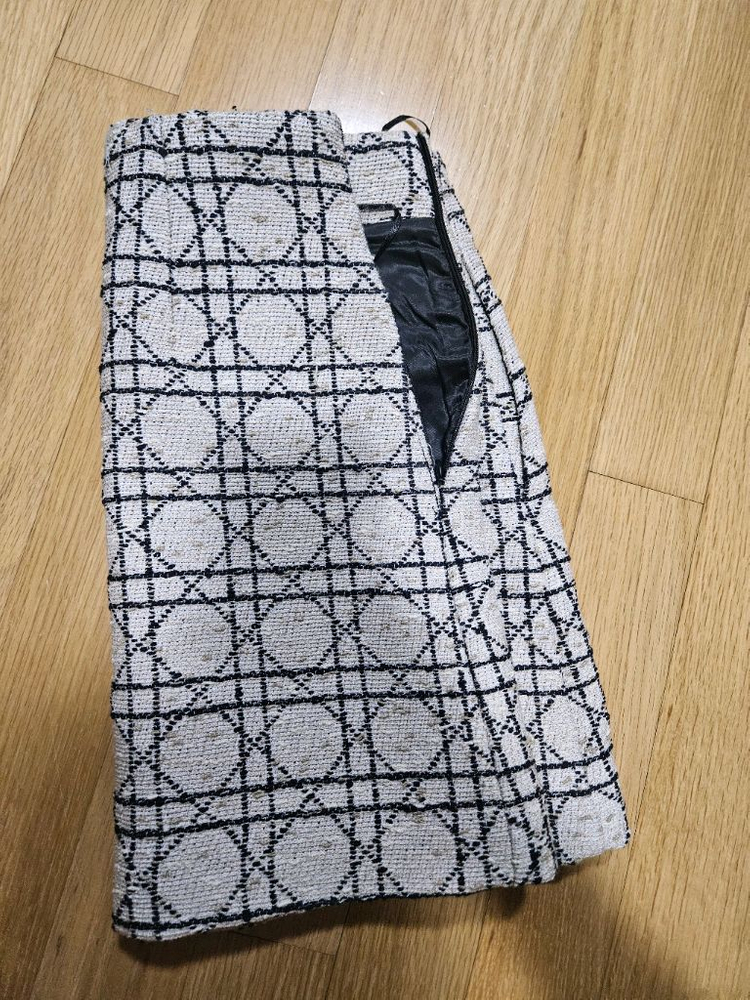 디올 매크로까나쥬 트위드 자켓 스커트--8