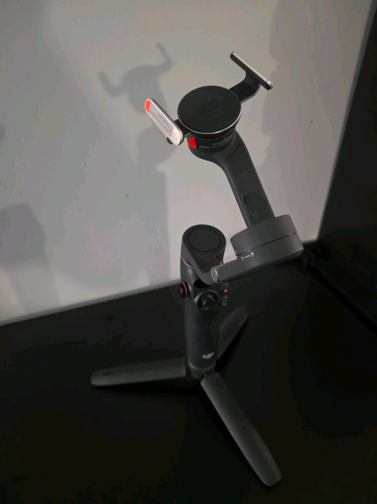 DJI 오즈모 모바일 6 슬레이트 그레이 휴대폰 짐벌--1