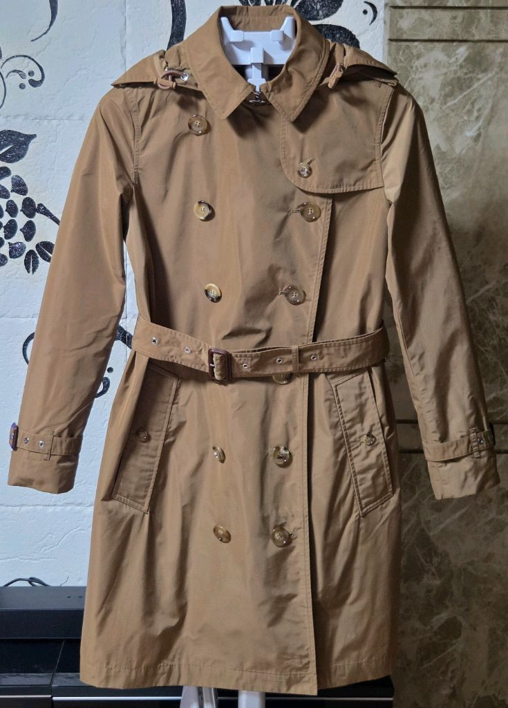 버버리 정품 후드 트렌치코트 판매합니다.--2