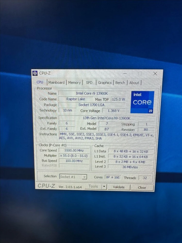 intel i9-13900k, 32GB, RTX 5080 고사양 PC 이미지