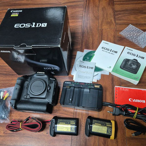 캐논 1dx 바디 (배터리 총3개)