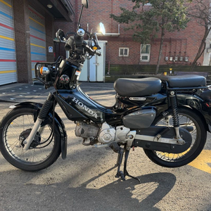 혼다 크로스 커브 이미지