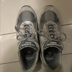 뉴발란스991 이미지