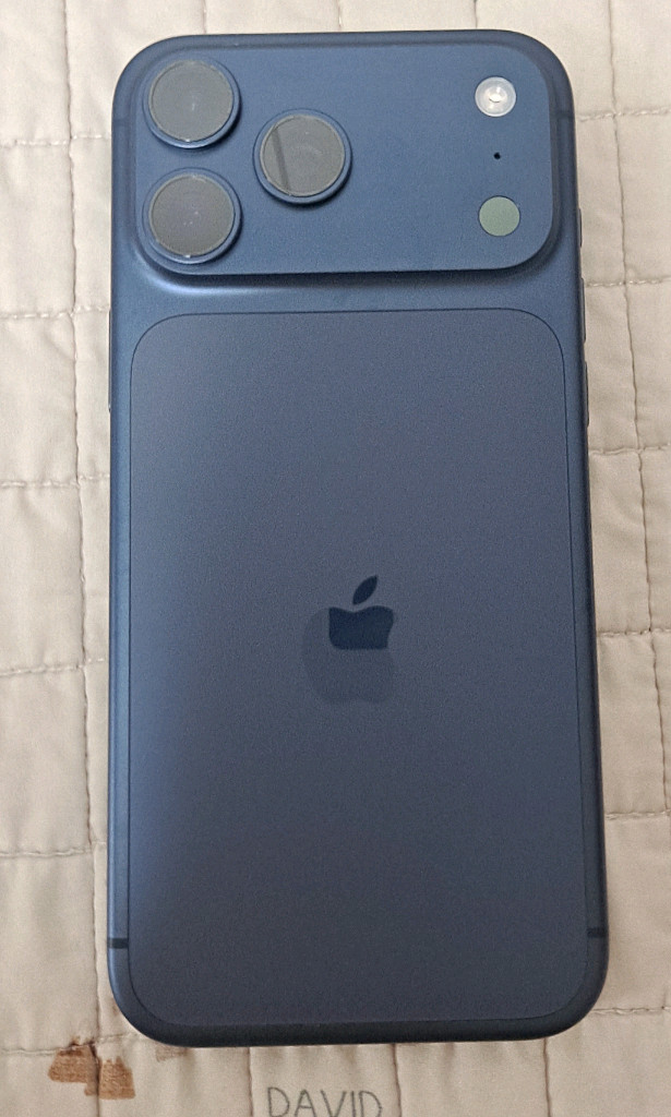 아이폰 17 프로 맥스 256GB 딥블루 (S급, 배터리 100%)--4