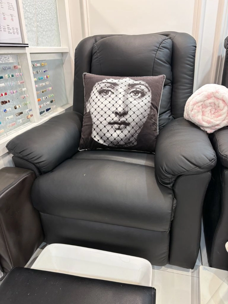 네일샵 발마사지 의자 세트 이미지
