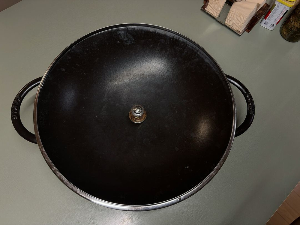 스타우브 웍 37cm 블랙 궁중팬 주물 무쇠 이미지