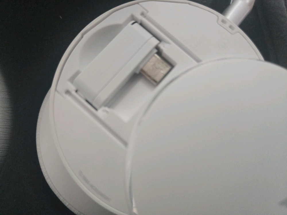 AKG N9 HYBRID 화이트--1