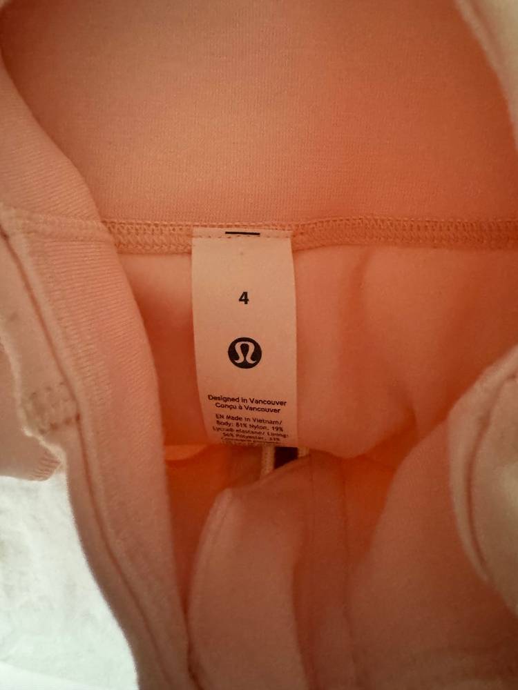 룰루레몬 디파인 크롭 자켓 nulu size 4(새상품)--2