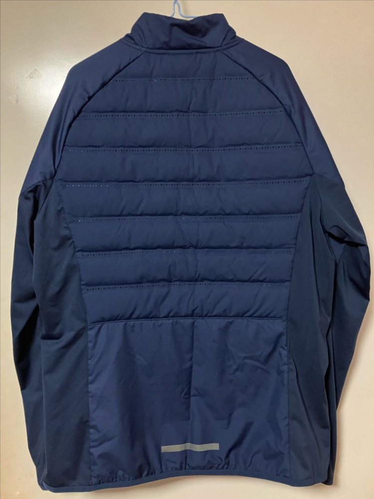 나이키 에어로로프트 자켓 이미지