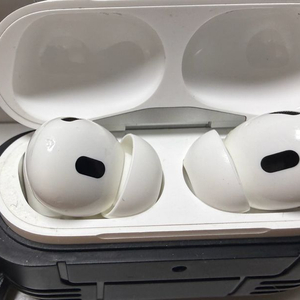 애플 에어팟 프로 2세대 이미지