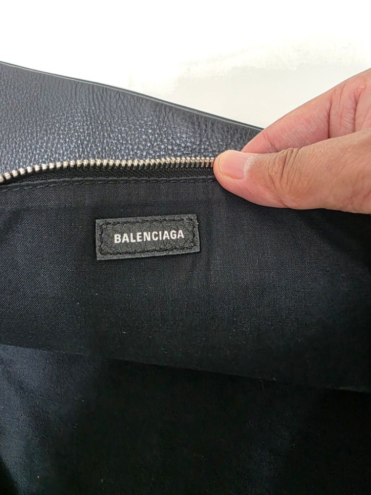 발렌시아가 에브리데이 클러치 가방 정품--3