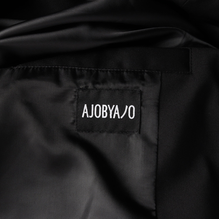 (새상품)아조바이아조 블랙 멀티 포켓 배트윙 자켓--5