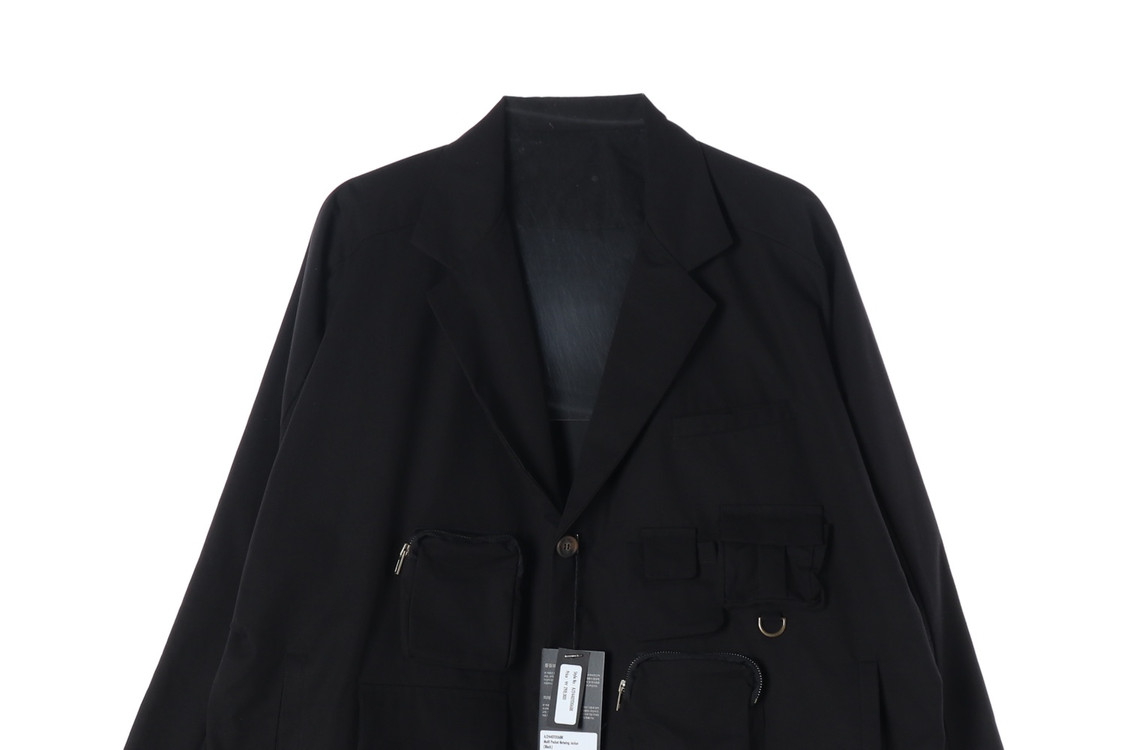 (새상품)아조바이아조 멀티 포켓 배트윙 자켓 블랙--3