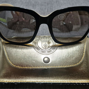 브레라 명품 선글라스 / 상태 S급 / 실착3회 미만 이미지