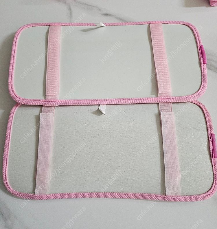 헬로키티 차량용품 안전벨트커버 기어커버 도트패턴 CD바이져 정리 이미지