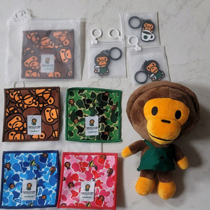 스타벅스 베이프 마일로 폴더블백 키체인 코스터세트 이미지