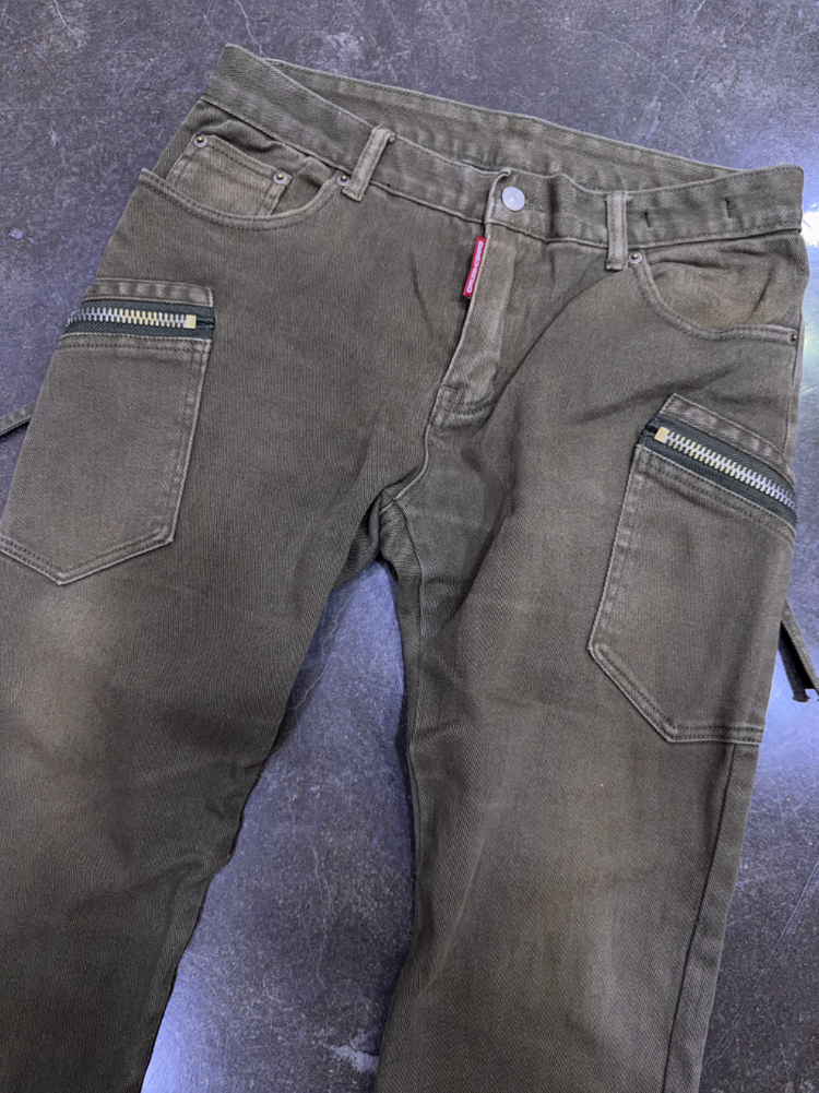 디스퀘어드2 지퍼 포켓 빈티지 워싱 스트레이트핏 카고팬츠 48--2