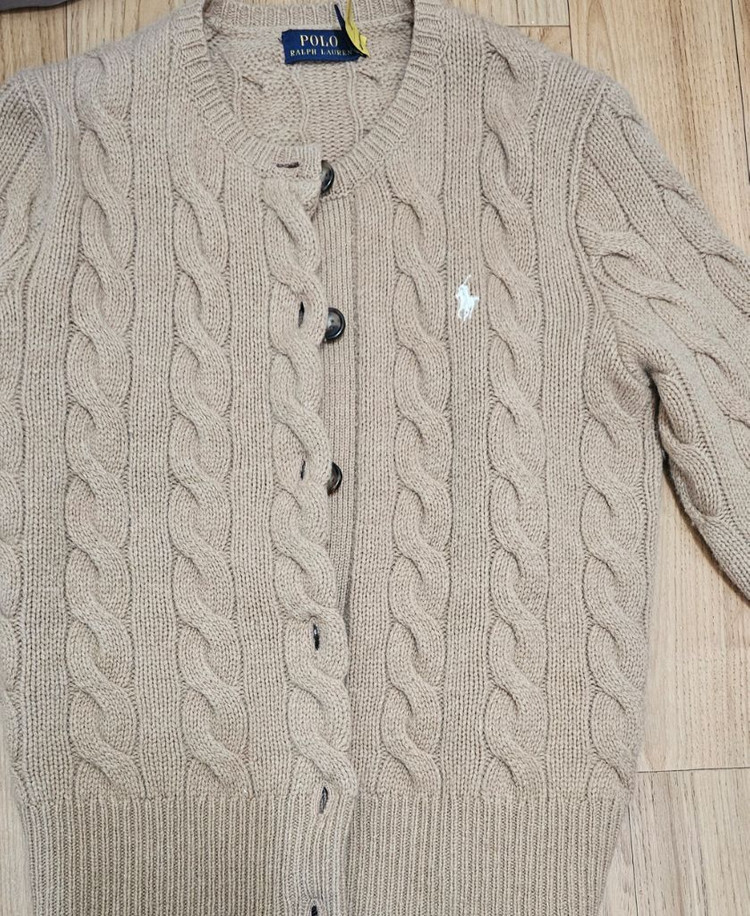 폴로 캐시미어 가디건 이미지