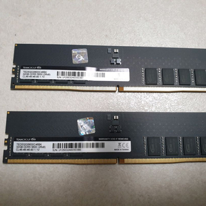 신품급) DDR5 64GB + RTX 5070 + X870E 메인보드 + 800W 파워 풀세트 215 만원 무료배송
