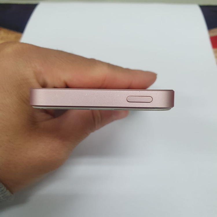 x아이폰SE1 로즈골드 AA급 중고폰 배터리100% 순정아이폰 레트로감성 사진폰 인스타 카메라폰 209994 이미지