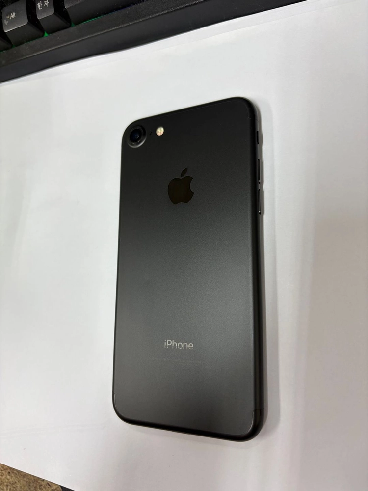 .아이폰7 32GB 블랙 S급 중고폰 카메라무음 배터리98% 인스타 사진폰 카메라폰 레트로감성 202054 이미지