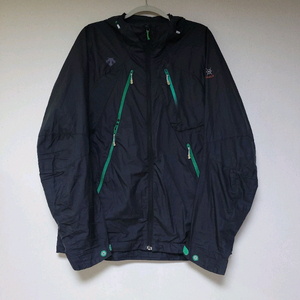 [105/XL]데상트 바람막이