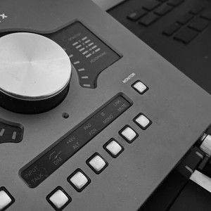 아폴로 twin X 듀오 썬더볼트 판매해요 부산 직거래 가능