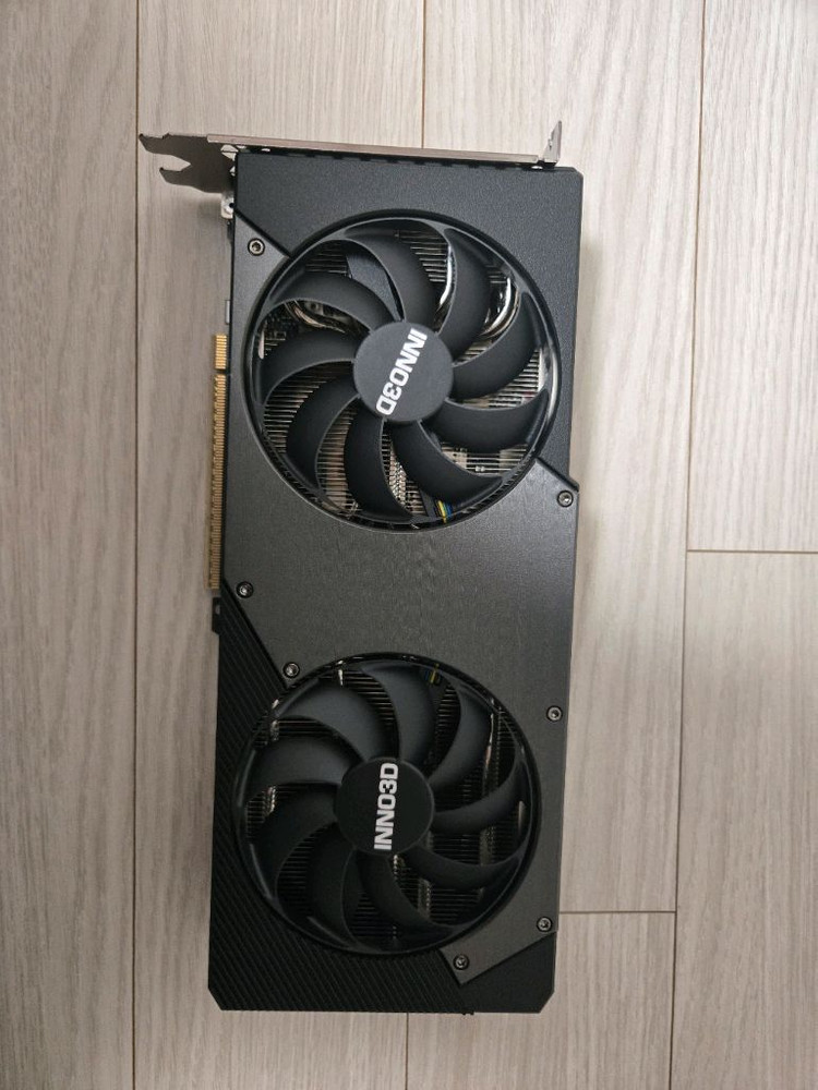 RTX 5060 Ti 16 이미지