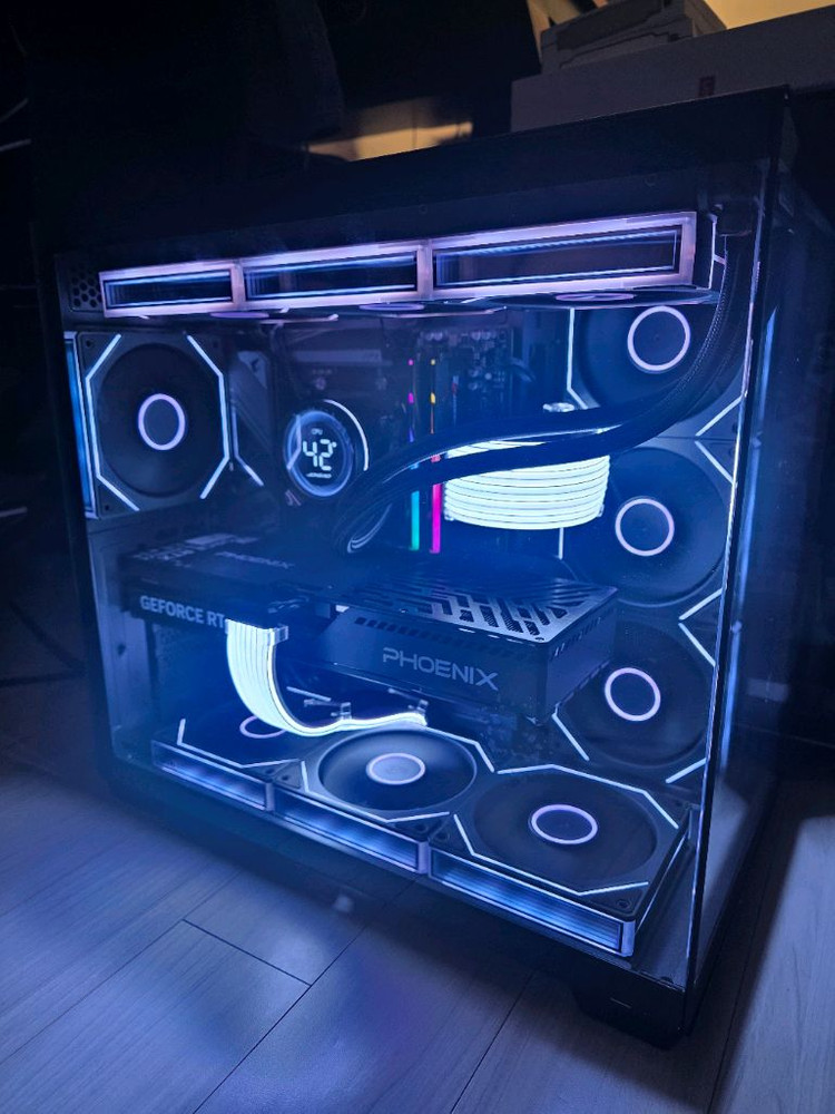 라이젠7 9800X3D RTX5070TI 고사양본체 팝니다--1