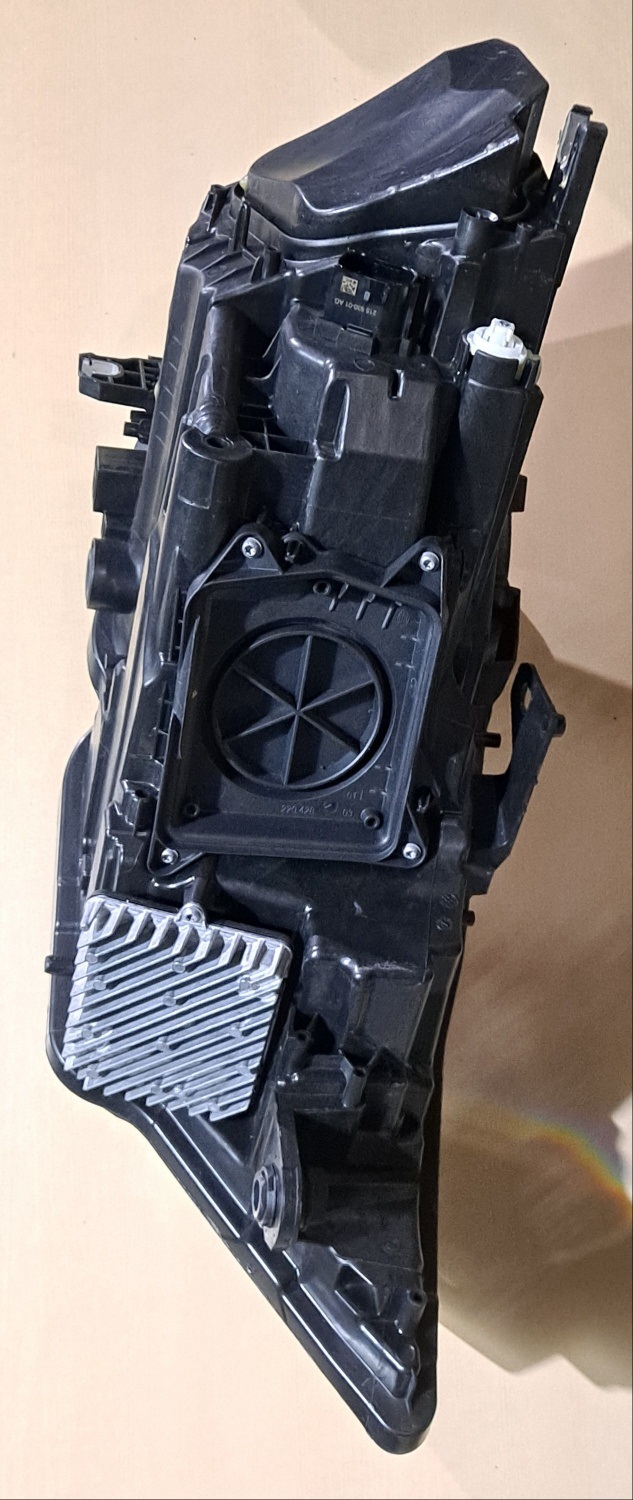 아우디 A6 전조등 왼쪽 (AUDI A6 운전석) 이미지