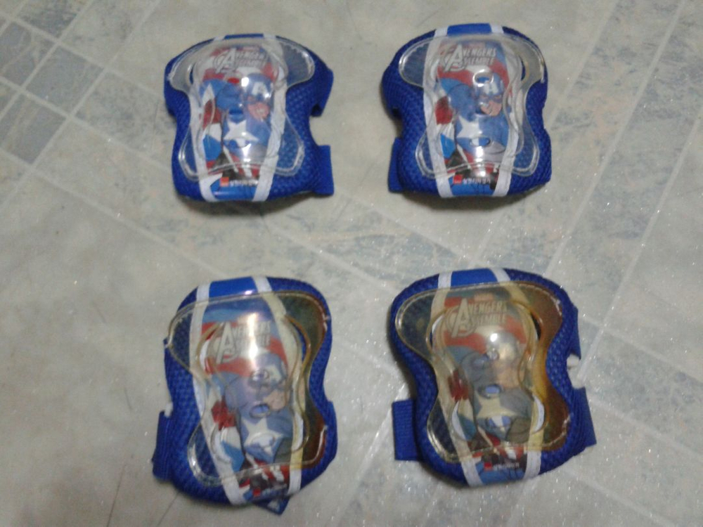 아동용 자전거 헬멧 보호대 세트 이미지