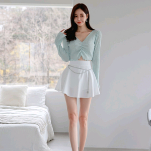 티나니 프릴티셔츠 체인 플레어 스커트 셋업 이미지