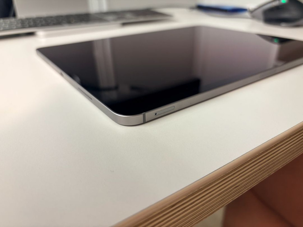 아이패드 프로 12.9 6세대(M2)셀룰러+매직키보드+애플펜슬2 이미지