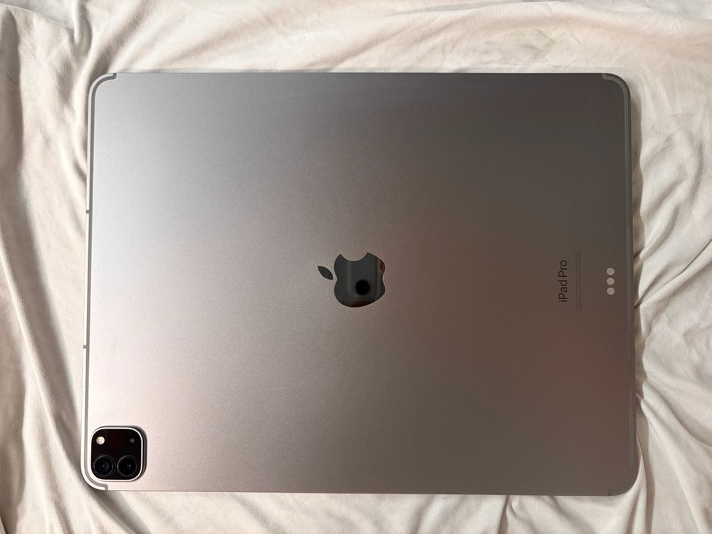 아이패드 프로 12.9 6세대(M2)셀룰러+매직키보드+애플펜슬2 이미지