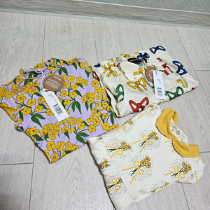 미니로디니 꽃 원피스 104/110 / 리본 셔츠 92/98 / 에델바이스 꽃 패딩 2-3Y