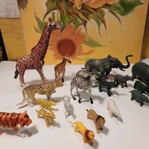 동물 피규어 세트