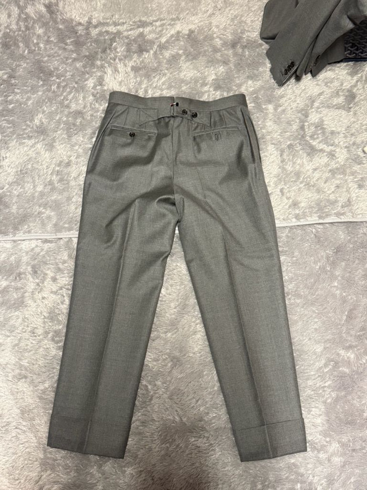 톰브라운 그레이 수트 2, 1--5