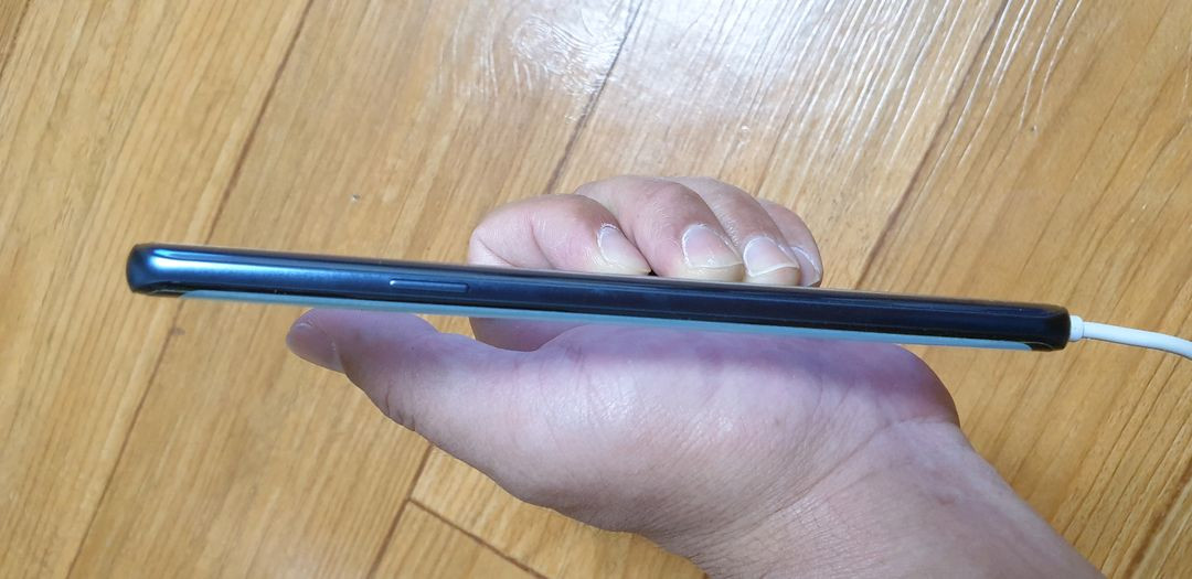 갤럭시 S9 플러스 블루 A급 판매합니다 이미지