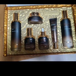 에슈미 블랙 스네일 퍼펙트 하이드레이터 세트