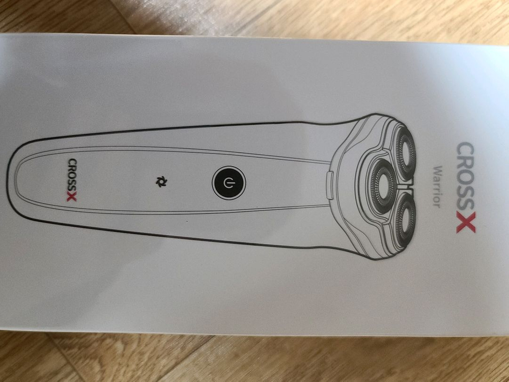 크로스엑스 워리어 3중날 전기면도기 새제품--1