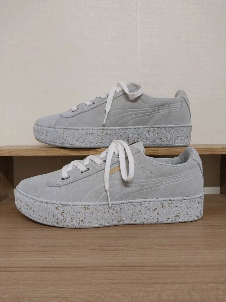 여성 푸마 스웨이드 플랫폼 스니커즈, 운동화 (255) 이미지